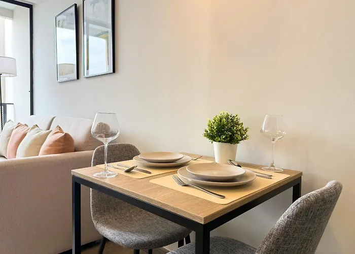 Near Bts - Near Iconsiam - Pool And Gym - Sontana Apartment Bangkok