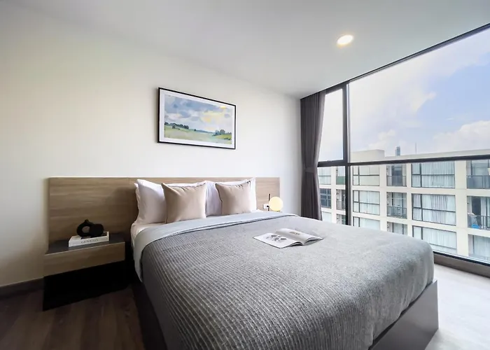 Near Bts - Near Iconsiam - Pool And Gym - Sontana Apartment *