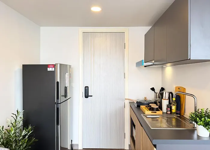 Near Bts - Near Iconsiam - Pool And Gym - Sontana Apartment Bangkok